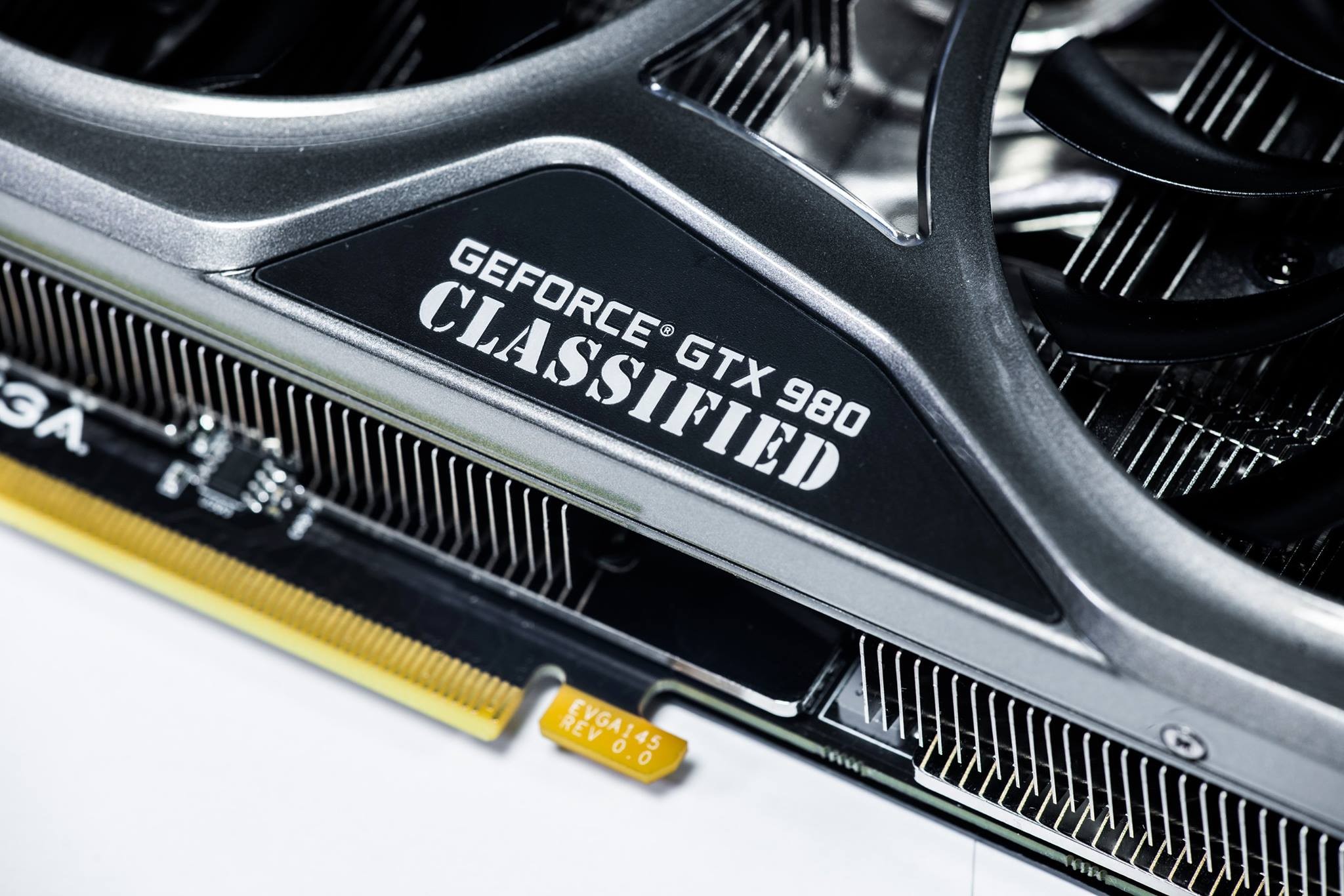 Érkezik az EVGA GeForce GTX 980 Classified K|ngp|n Edition